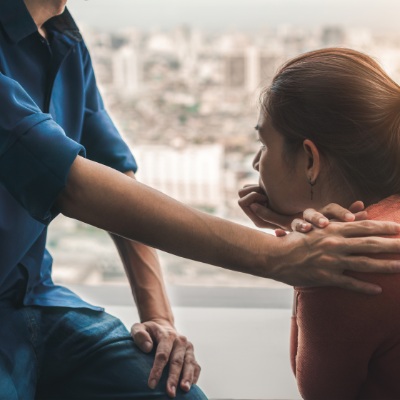 therapist comforting patient at remedy therapy